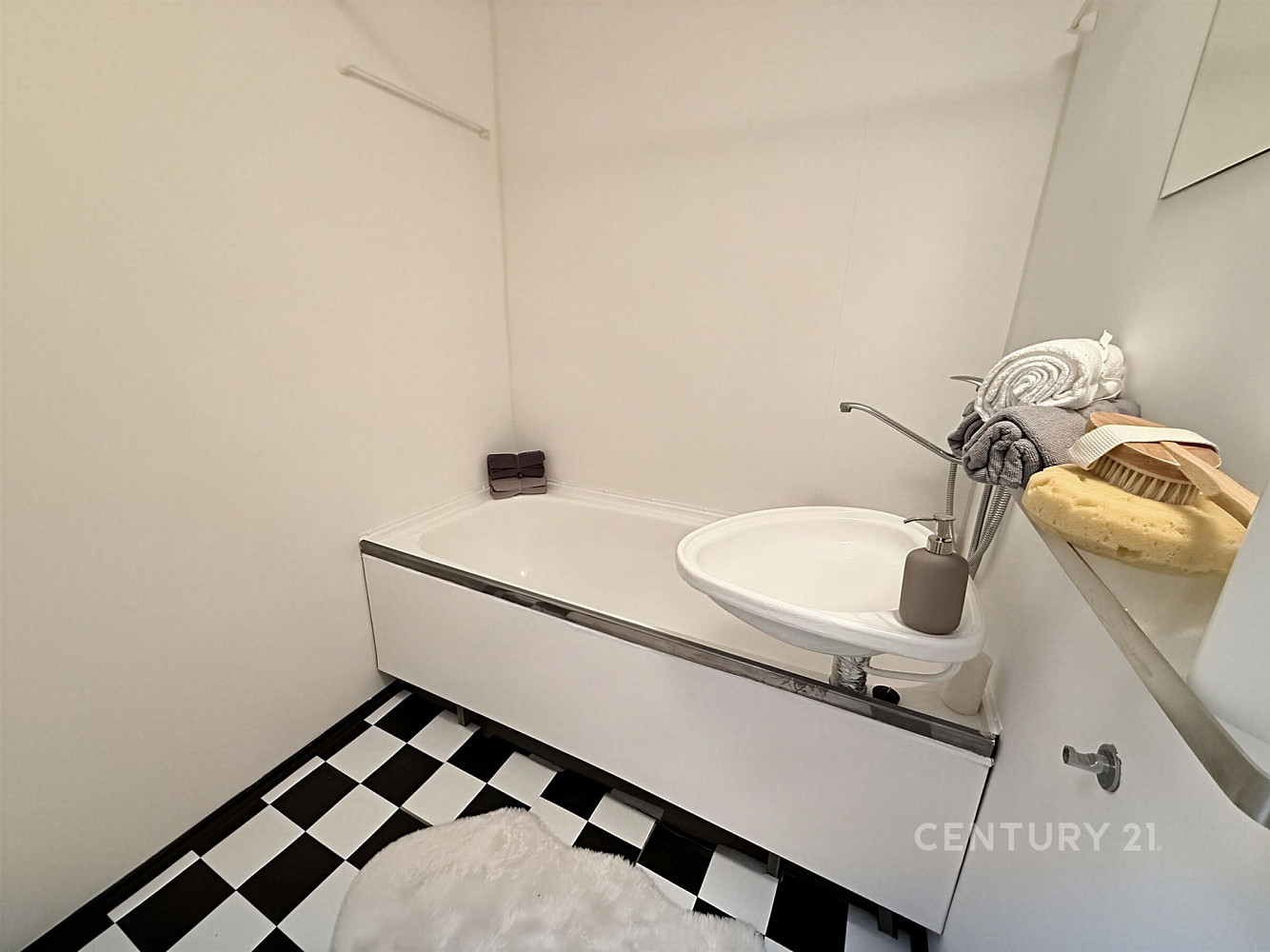 Prodej bytu 1+1 48 m² – fotografie 3