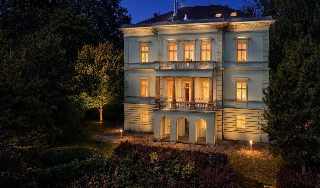Prodej domu 683 m² s pozemkem 5 301 m², Žatec – náhled fotky 2