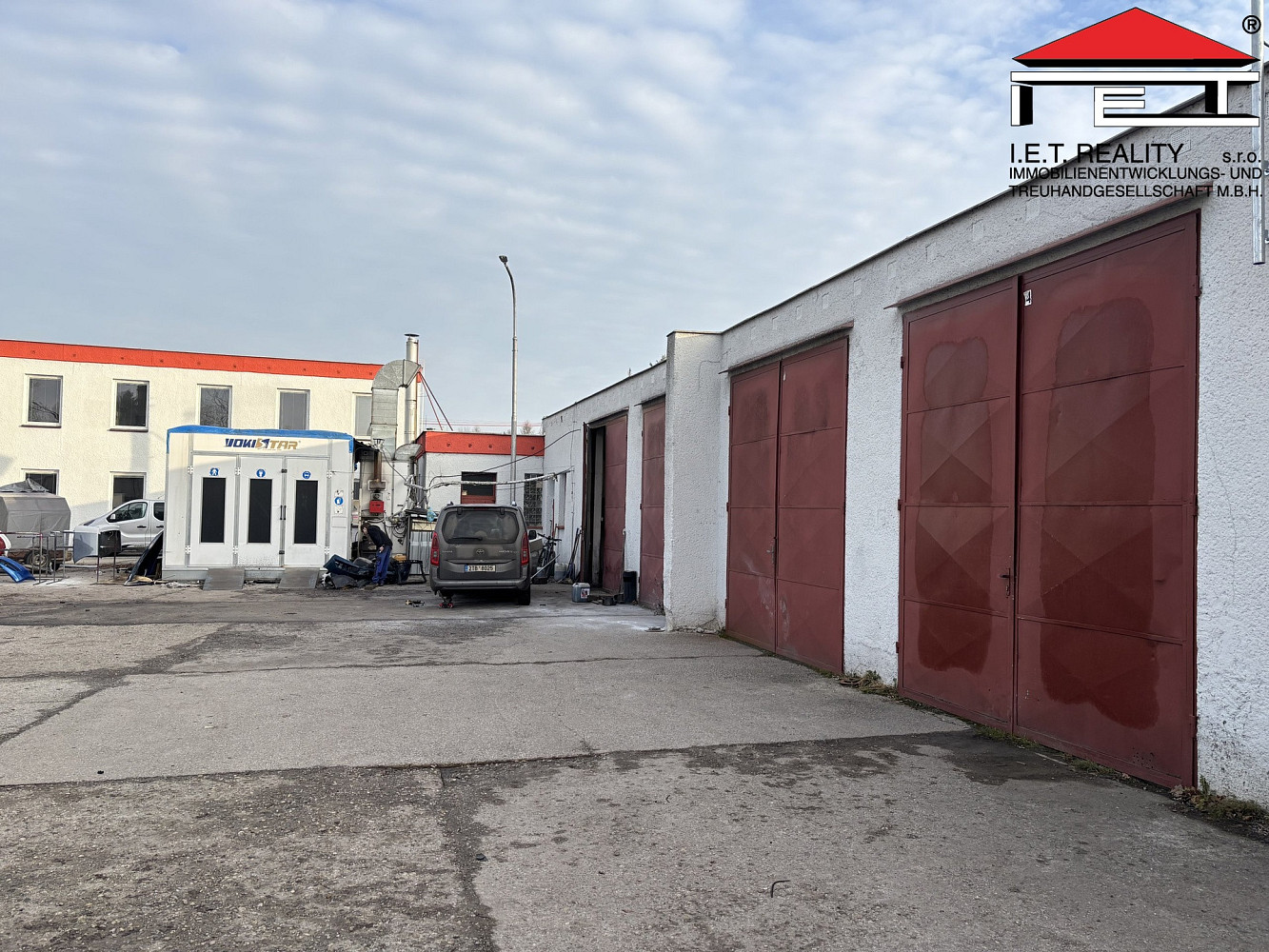 Pronájem skladovacích prostor 239 m²