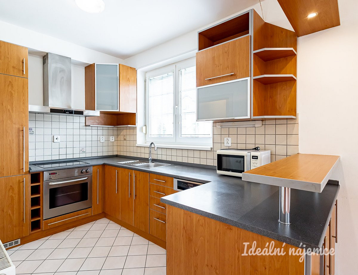 Pronájem bytu 2+kk 68 m²