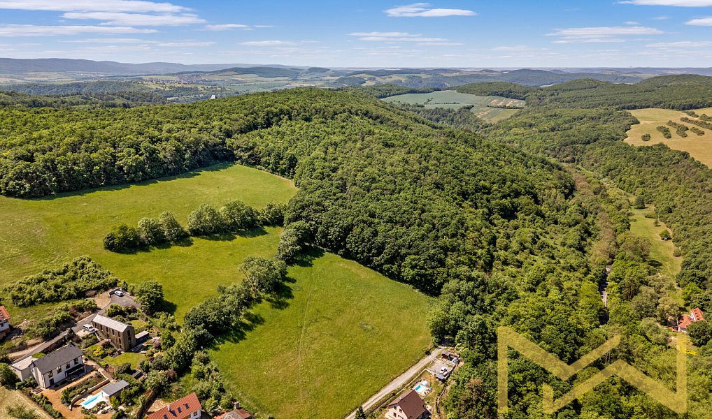 Prodej stavebního pozemku 16 376 m², Mořina – náhled fotky 6
