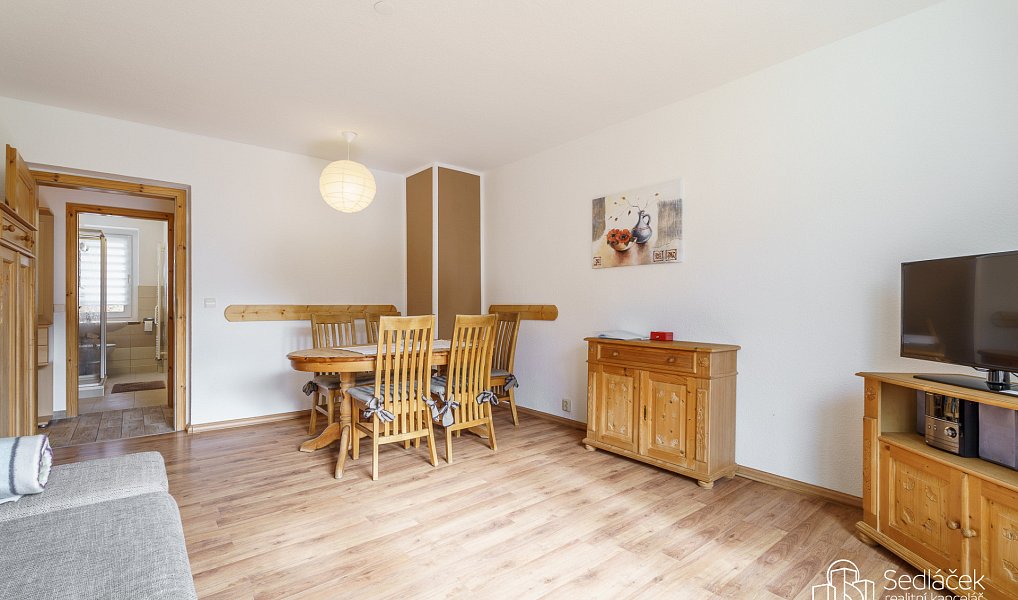 Prodej bytu 3+1 60 m², Boží Dar – náhled fotky 3