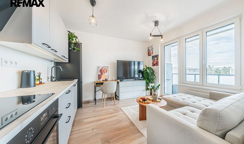 Prodej bytu 1+kk 31 m², Praha – náhled fotky 6