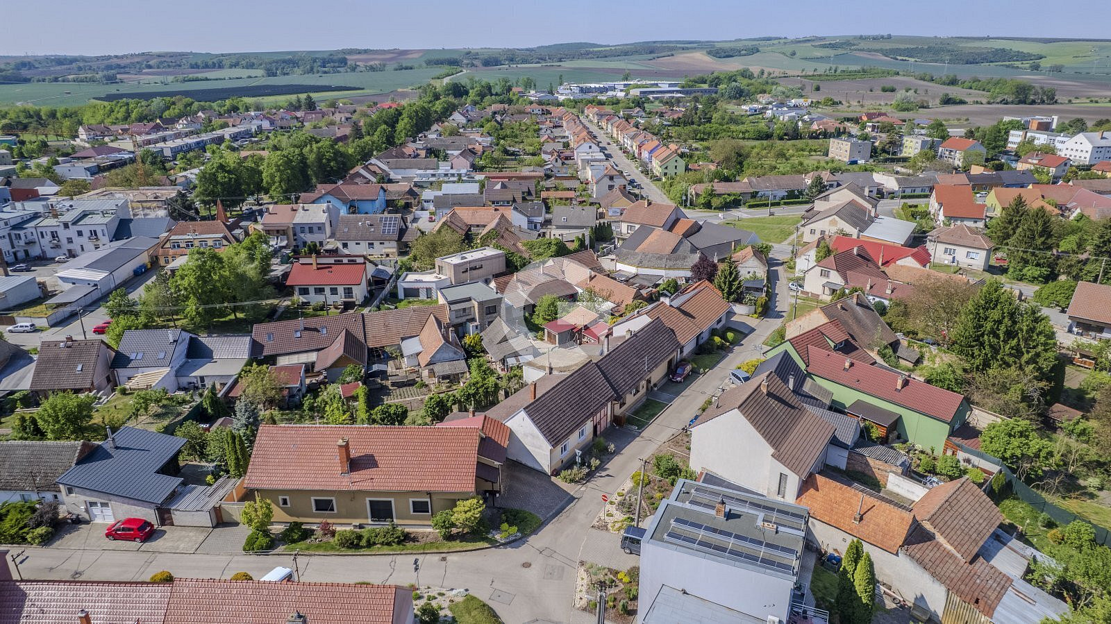 Prodej domu 91 m² s pozemkem 323 m² – fotografie 2