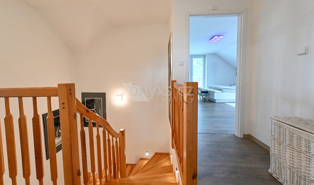 Prodej domu 183 m² s pozemkem 2 301 m², Komorní Lhotka – náhled fotky 22