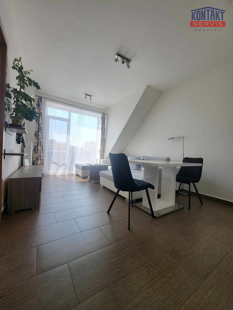 Pronájem bytu 2+kk 49 m² – fotografie 4