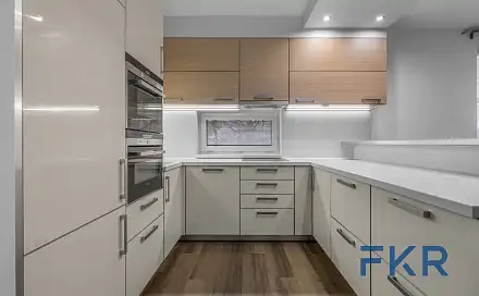 Pronájem bytu 3+kk 74 m²