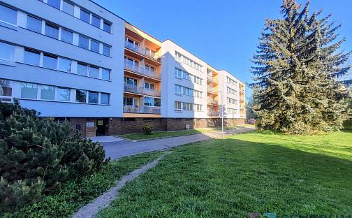 Pronájem bytu 3+1 75 m², Hřbitovní, Jablonec nad Nisou