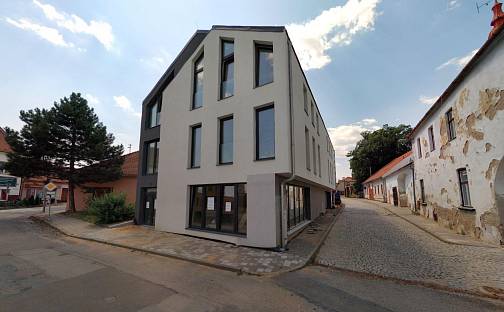 Prodej bytu 1+kk 31 m², náměstí Míru, Modřice, okres Brno-venkov
