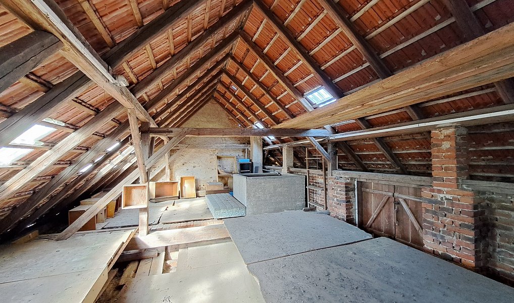 Prodej domu 935 m² s pozemkem 1 413 m², Budeč – náhled fotky 12