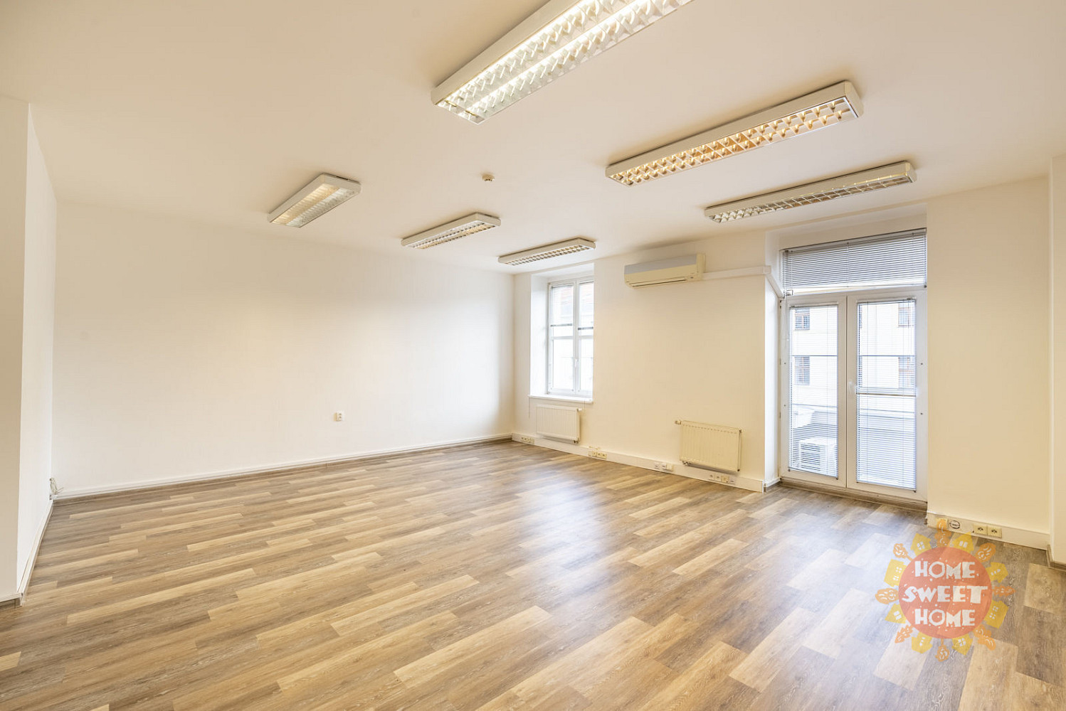 Pronájem kanceláře 41 m² – fotografie 2