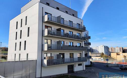 Pronájem bytu 1+kk 39 m², Lipická, Pelhřimov