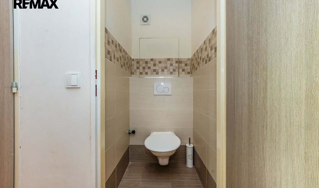 Prodej bytu 3+kk 62 m², Praha – náhled fotky 19