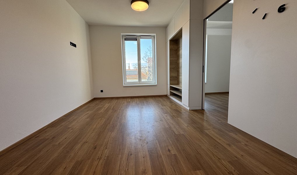 Prodej bytu 2+kk 34 m², Znojmo – náhled fotky 13