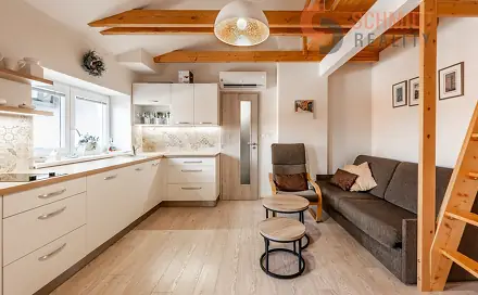 Prodej bytu 1+kk 16 m², Koněvova, Mikulov, okres Břeclav