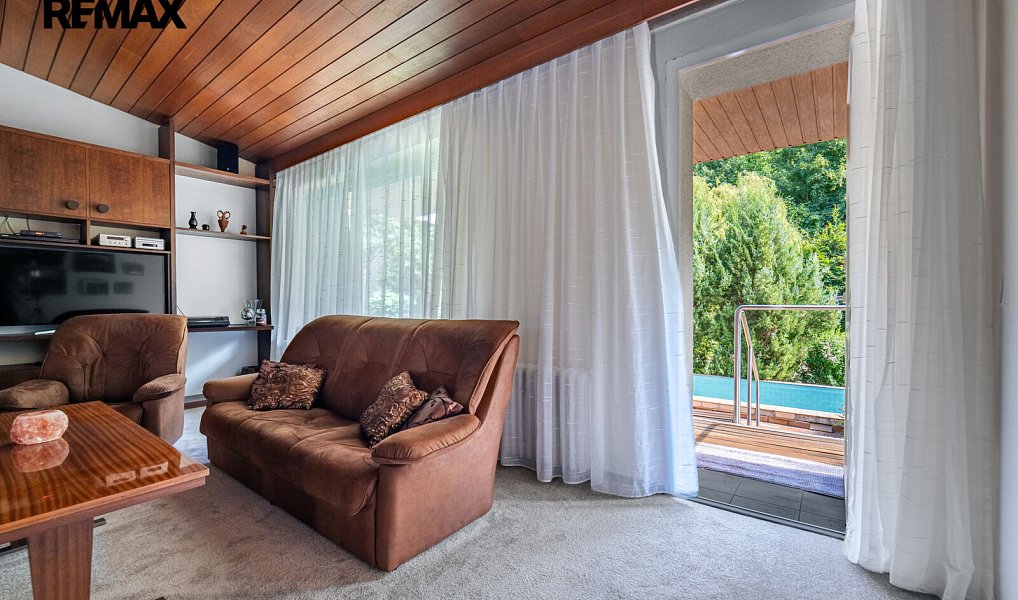 Prodej domu 160 m² s pozemkem 1 899 m², Lipov – náhled fotky 32