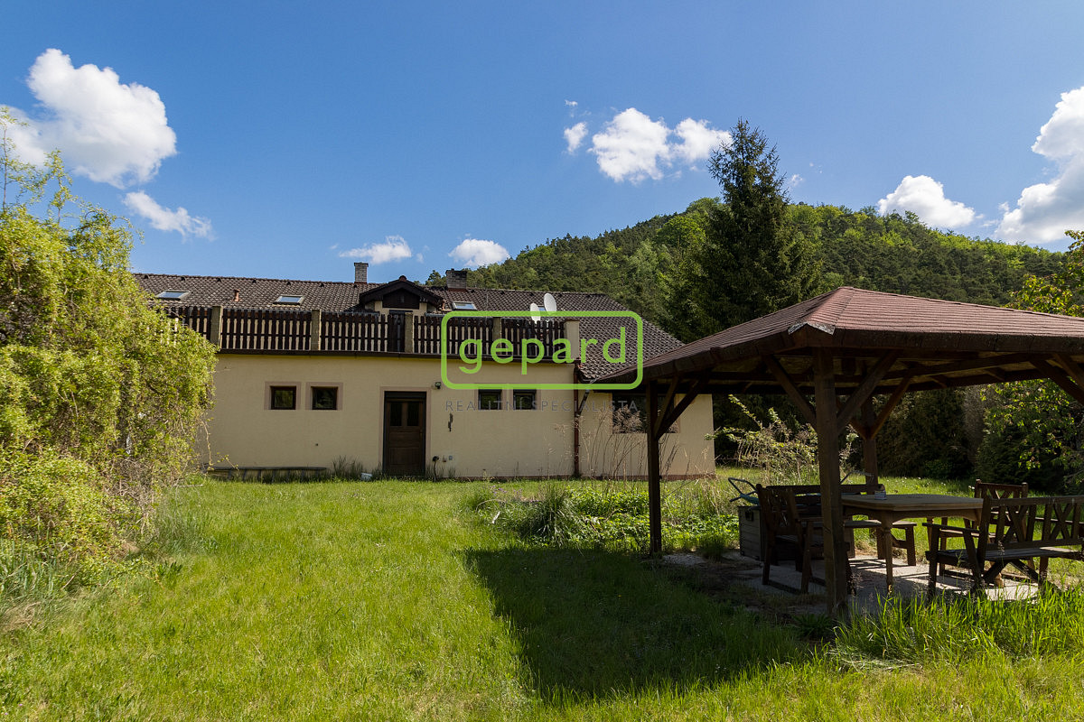 Prodej domu 330 m² s pozemkem 1 558 m² – fotografie 4