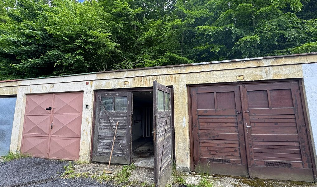 Prodej garáže v Tuhnicích, Karlovy Vary, Karlovy Vary – náhled fotky 2