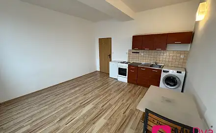 Prodej bytu 1+kk 30 m², Cihlářská, Znojmo