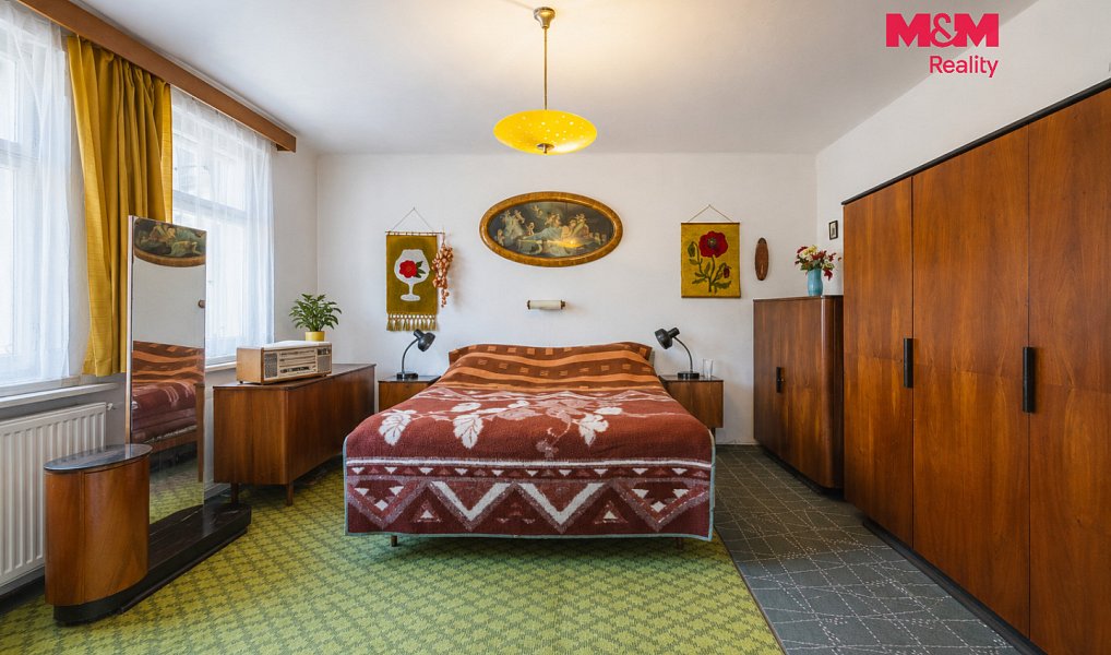 Prodej domu 213 m² s pozemkem 443 m², Holice – náhled fotky 5