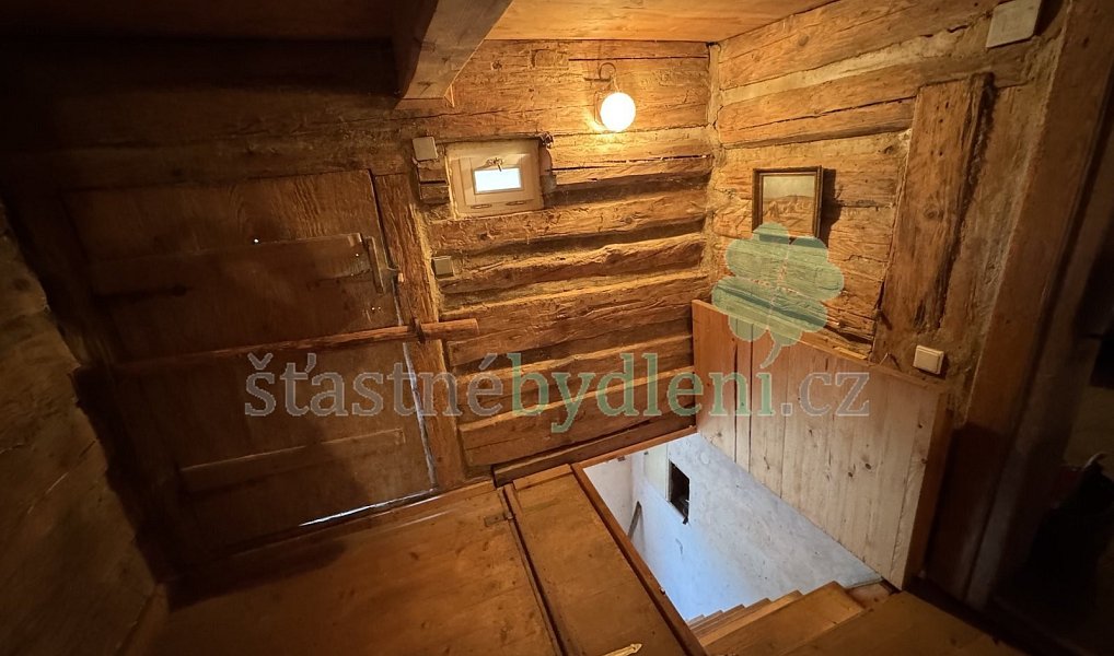 Prodej domu 230 m² s pozemkem 2 028 m², Volfartice – náhled fotky 7