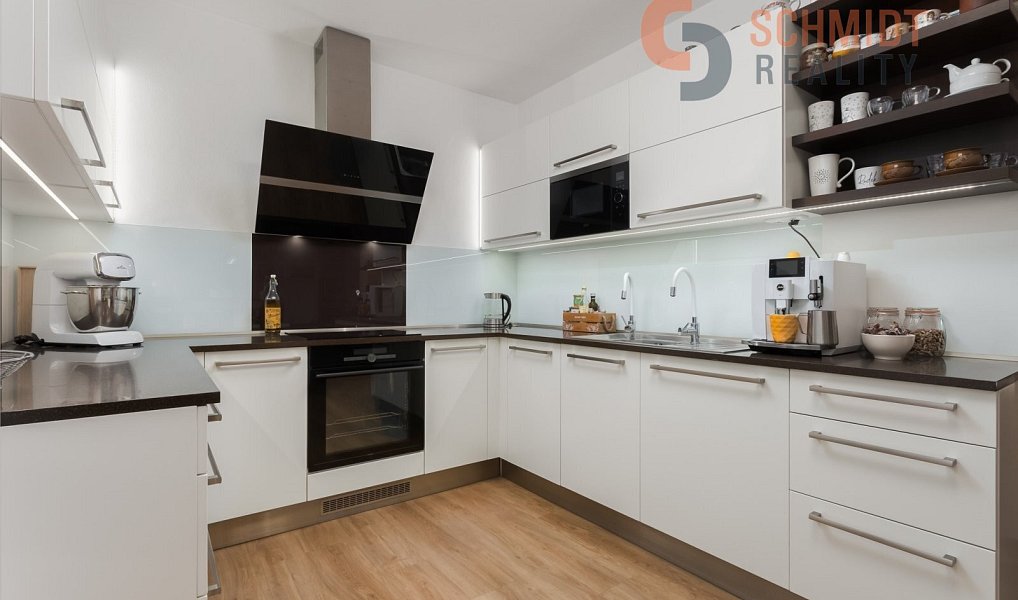 Prodej domu 300 m² s pozemkem 321 m², Hustopeče – náhled fotky 15