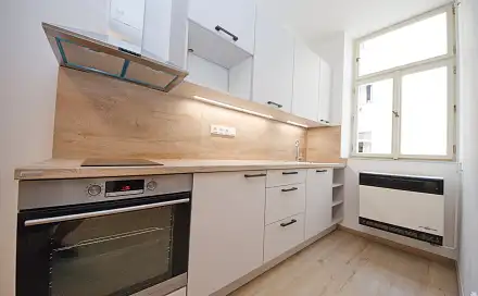 Pronájem bytu 1+kk 23 m²