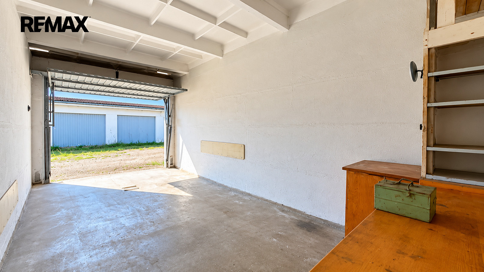 Prodej garáže, celková plocha 19m2, U Mostku, Hradec Králové - Pouchov – fotografie 5