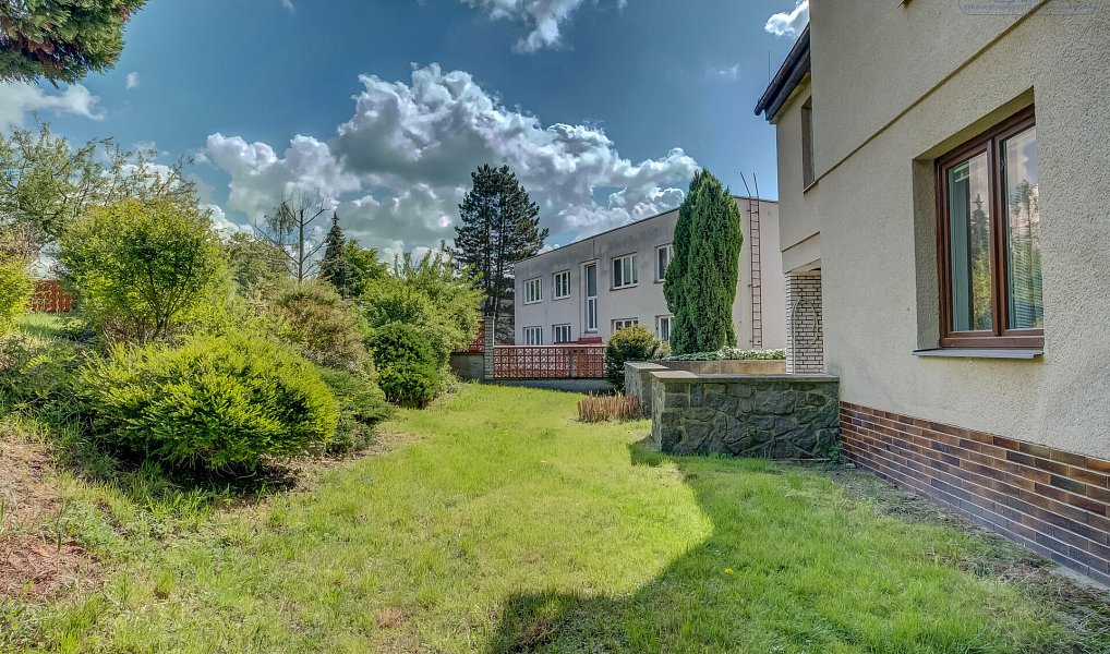 Prodej domu 246 m² s pozemkem 990 m², Sedlčany – náhled fotky 26