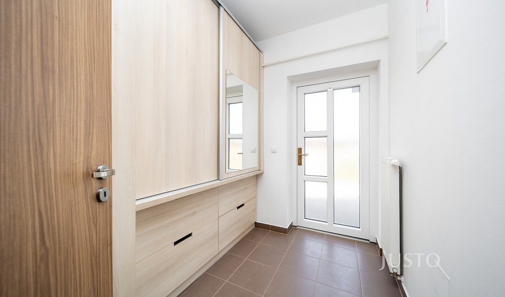 Prodej domu 141 m² s pozemkem 385 m², Třeboň – náhled fotky 9