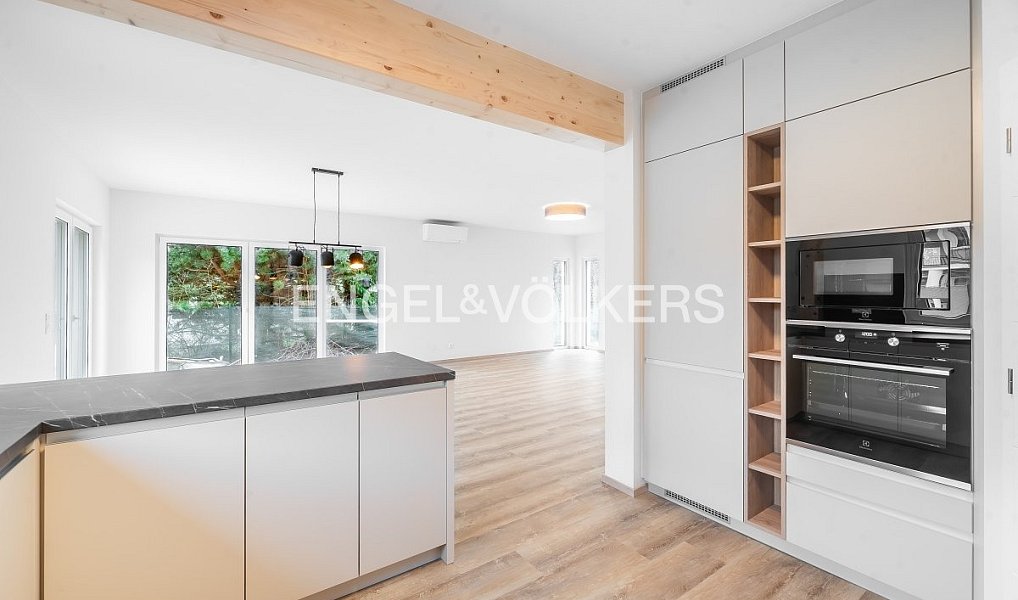 Pronájem domu 167 m² s pozemkem 662 m², Praha – náhled fotky 4
