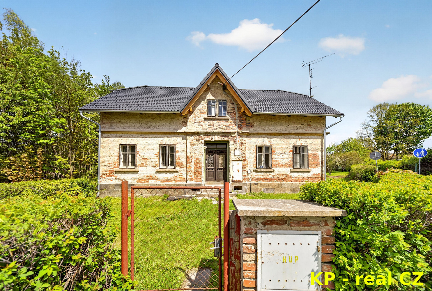 Prodej domu 300 m² s pozemkem 1 331 m²