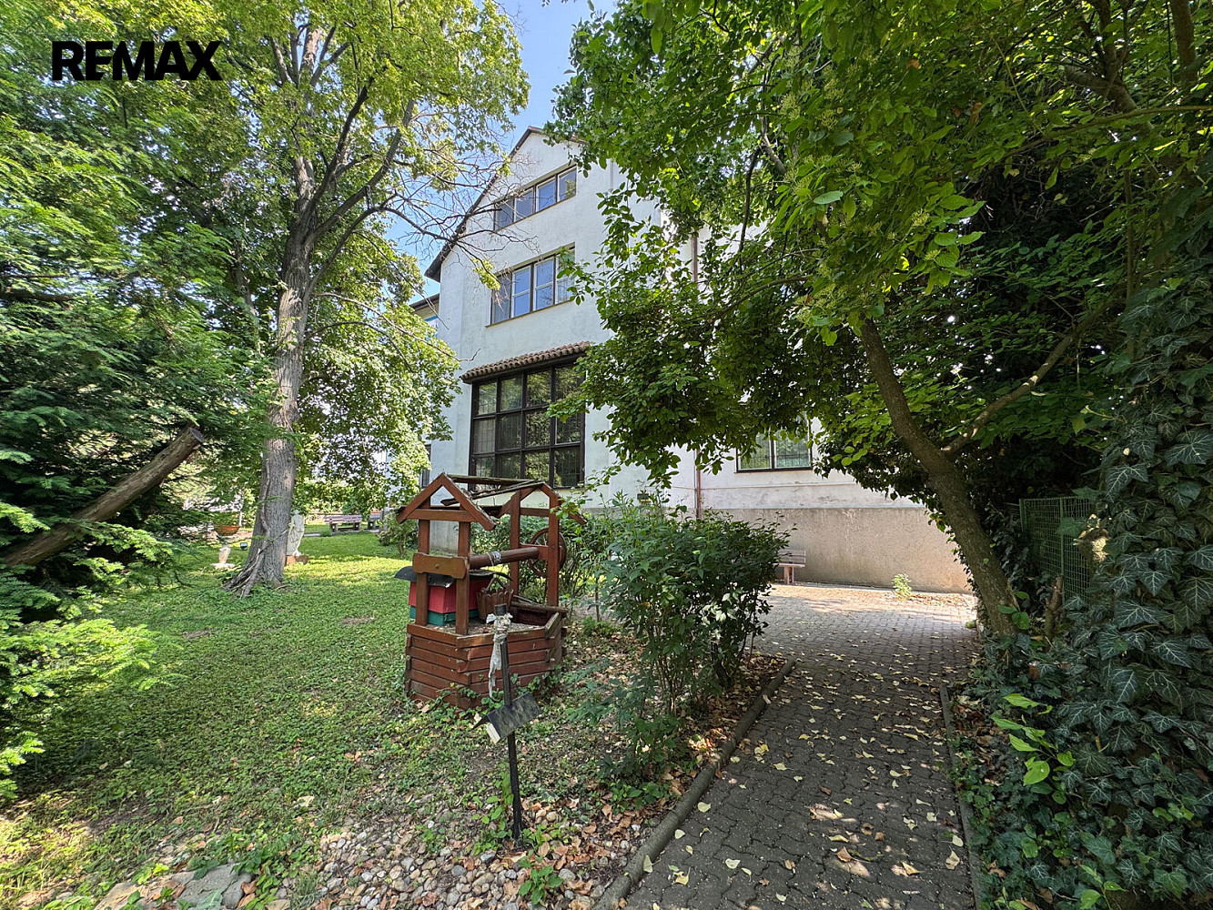 Prodej komerčního objektu (jiného typu) 1 551 m² – fotografie 4