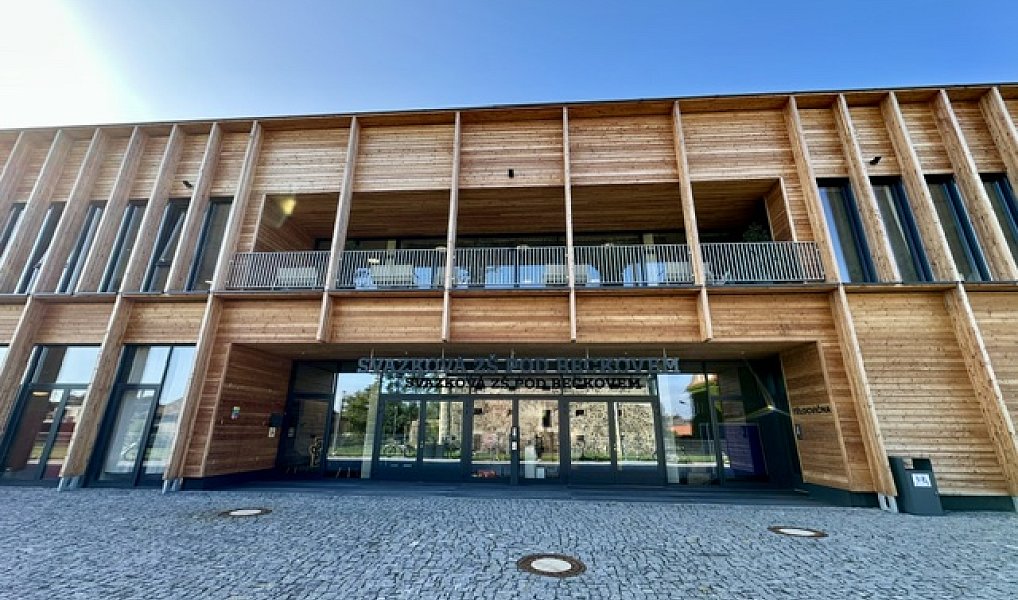 Prodej domu 135 m² s pozemkem 200 m², Bašť – náhled fotky 23