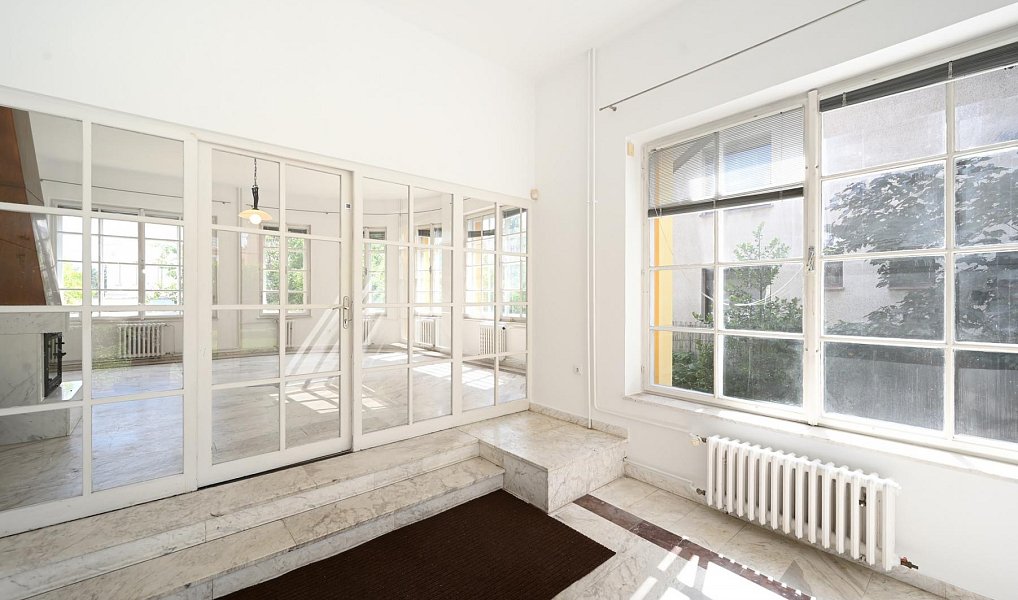 Pronájem domu 454 m² s pozemkem 726 m², Praha – náhled fotky 3