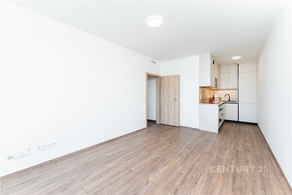 Pronájem bytu 2+kk 47 m² – pohled 5