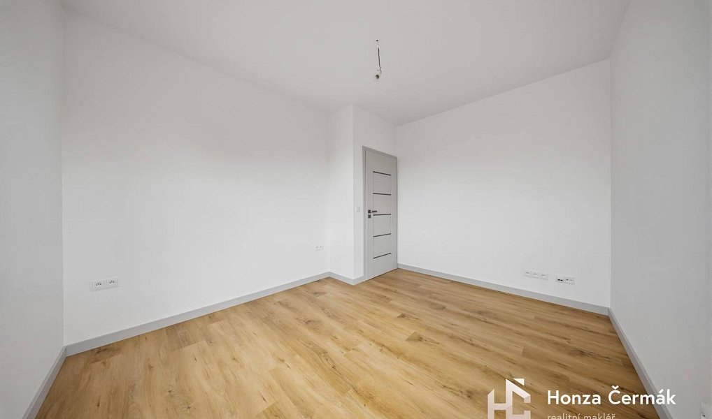 Prodej domu 109 m² s pozemkem 319 m², Oslavany – náhled fotky 9