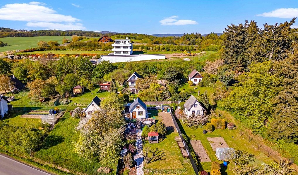 Prodej chaty/chalupy 24 m² s pozemkem 400 m², Hořovice – náhled fotky 9