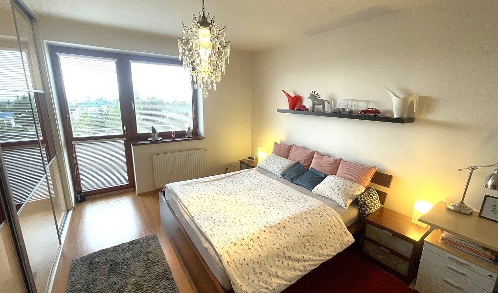 Prodej bytu 3+kk 95 m², Jesenice – náhled fotky 16