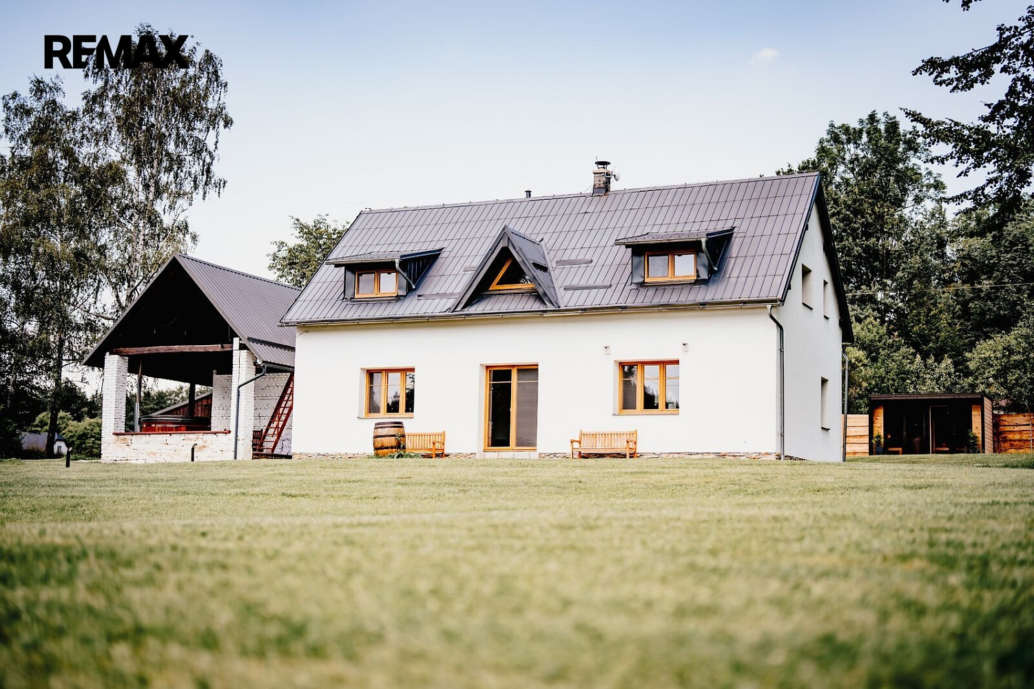 Prodej ubytovacího objektu 184 m² – fotografie 5