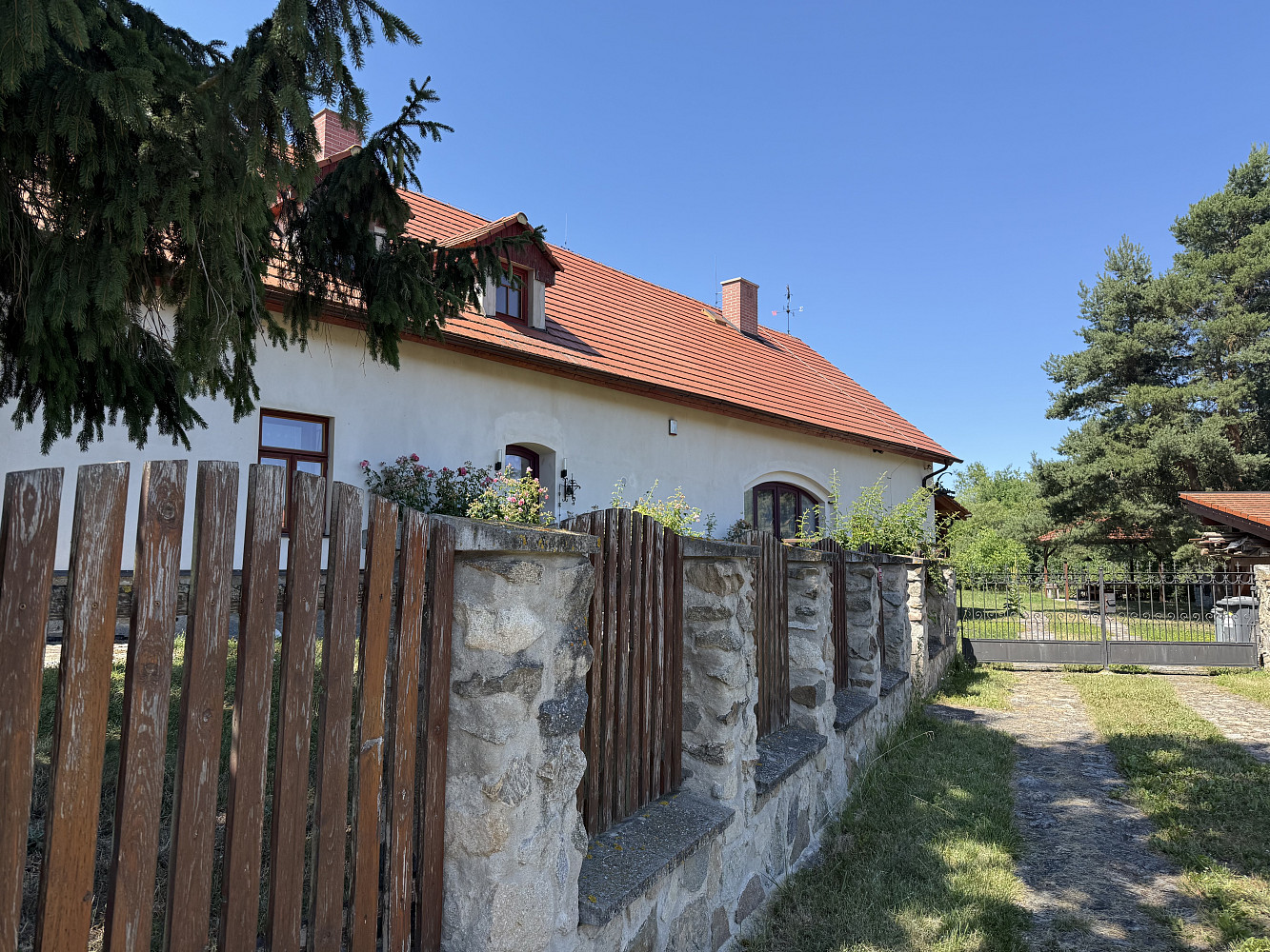 Prodej domu 550 m² – pohled 3