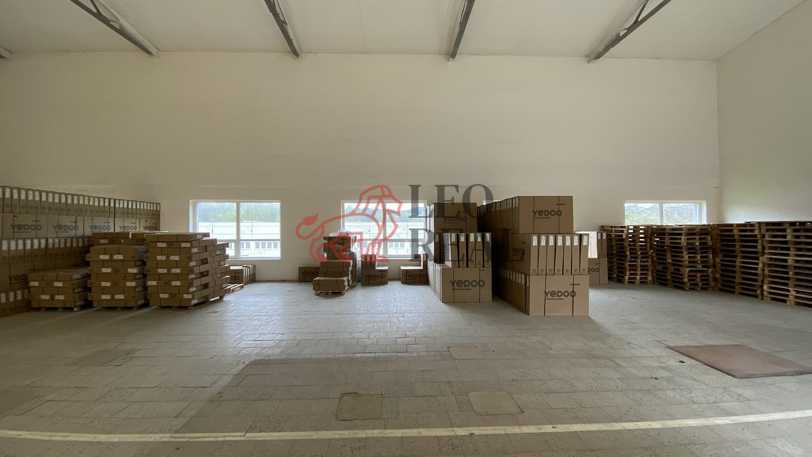 Pronájem skladovacích prostor 357 m² – fotografie 5