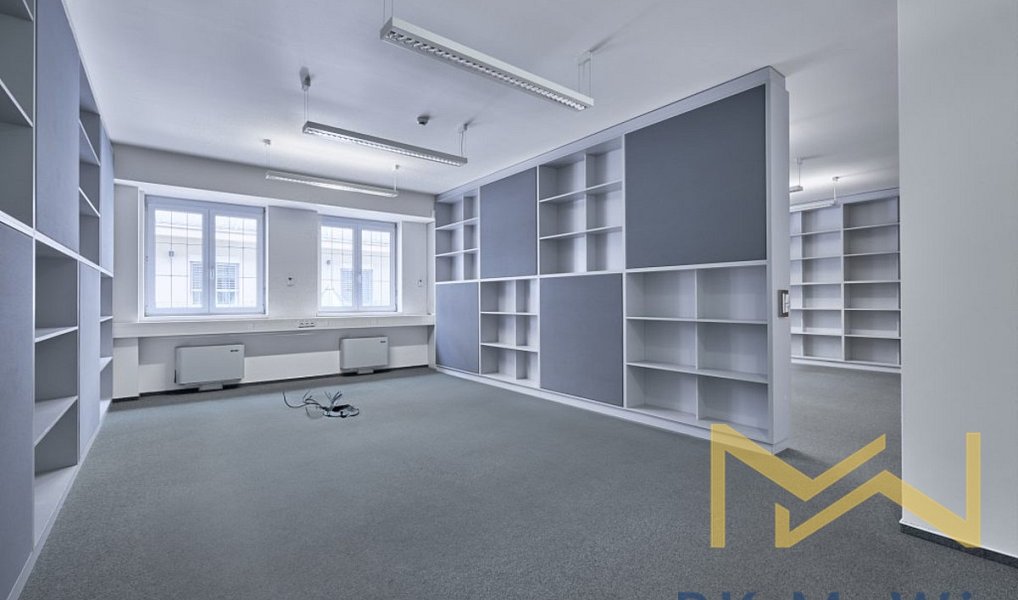 Pronájem kanceláře 161 m², Praha – náhled fotky 3