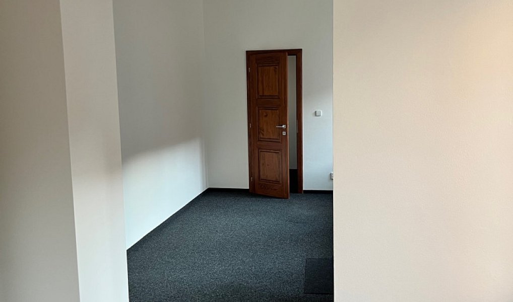Pronájem kanceláře 40 m², Louny – náhled fotky 6