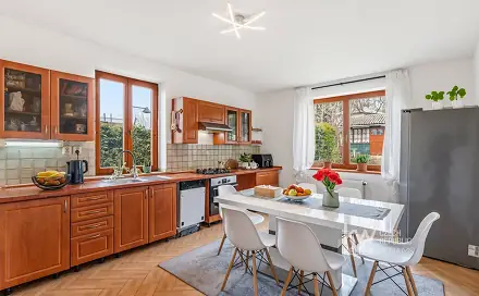 Prodej domu 121 m² s pozemkem 388 m², Palouky, Hostivice, okres Praha-západ