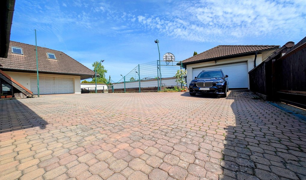 Prodej domu 950 m² s pozemkem 2 940 m², Přibyslav – náhled fotky 15