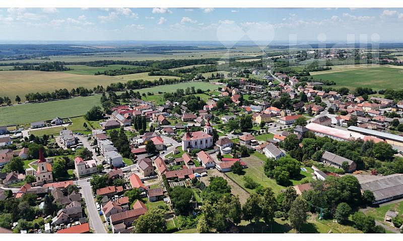 Prodej stavebního pozemku 1 275 m² – fotografie 4