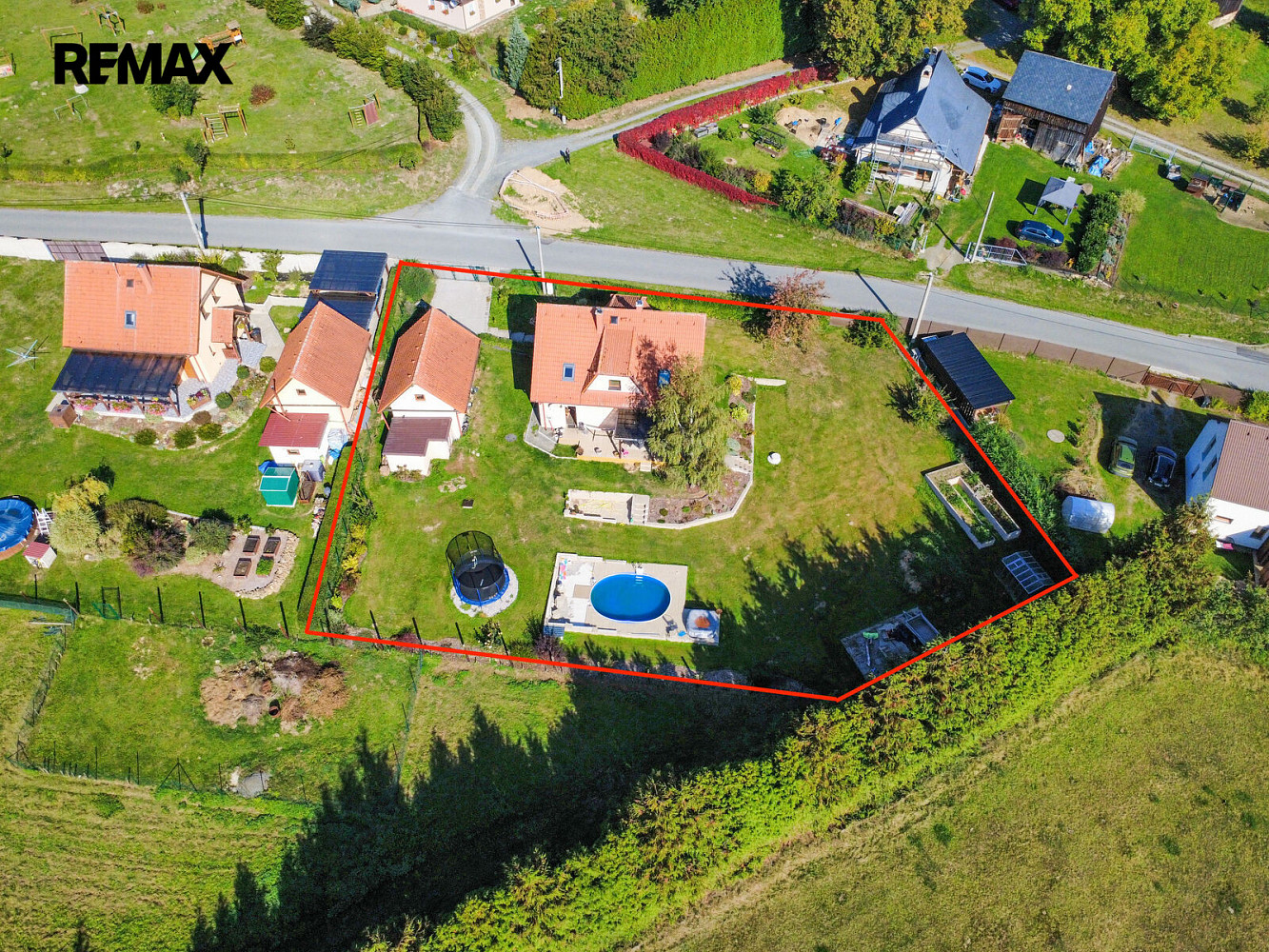 Prodej domu 164 m² s pozemkem 1 451 m² – fotografie 2