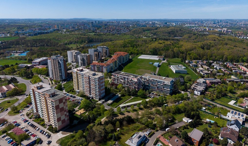 Prodej bytu 2+kk 64 m², Praha – náhled fotky 25
