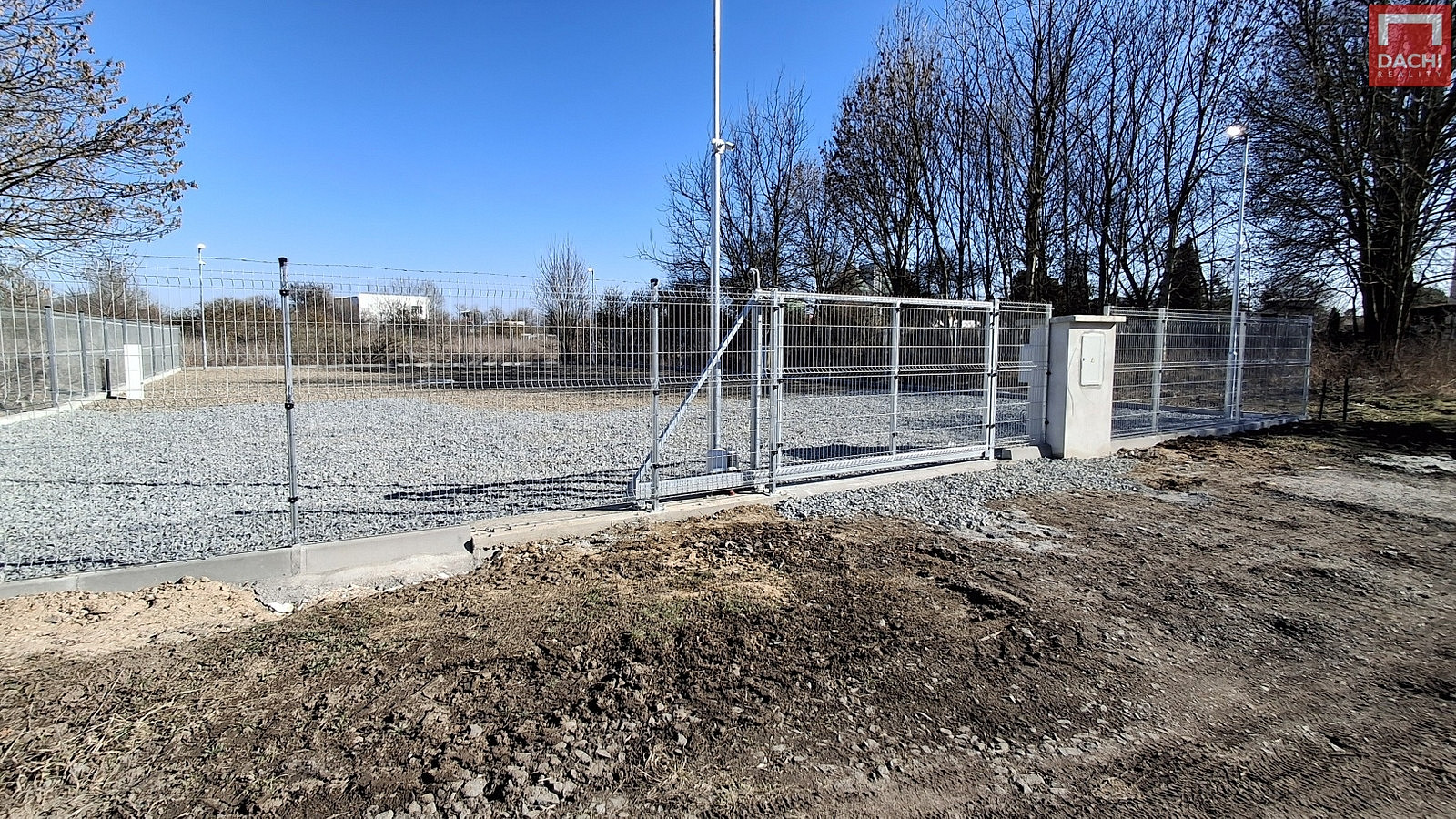 Pronájem komerčního pozemku 743 m² — photo 2